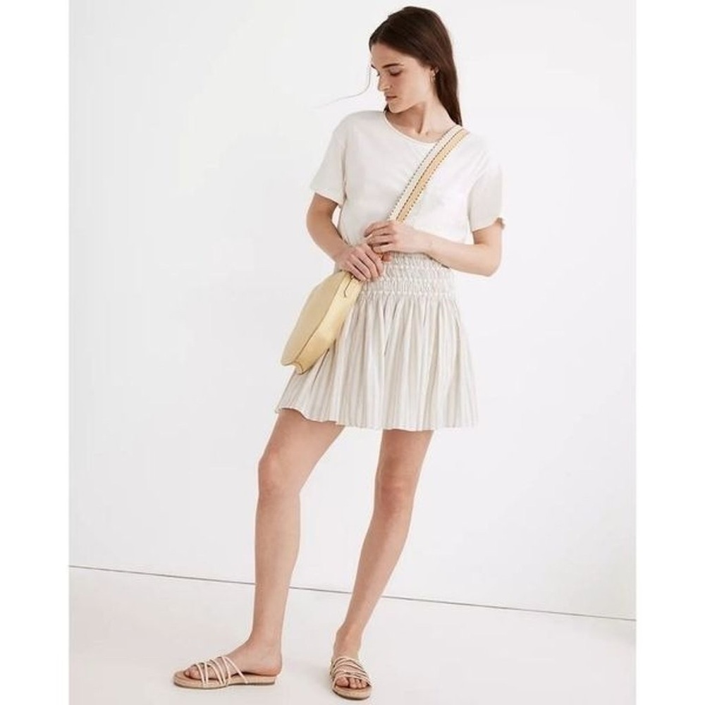 Madewell Smocked Pull-On Mini Skirt in Stripe. Size XXS